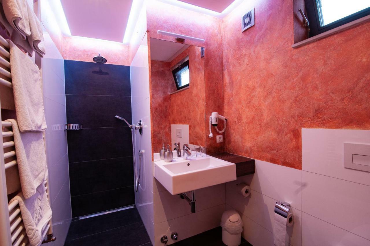 Hotel Baeren Trossingen Ngoại thất bức ảnh